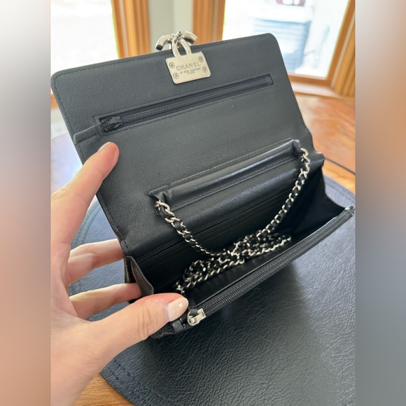 CHANEL Bag - Picture 7 of 11